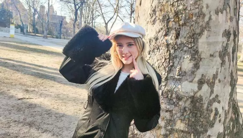POST THUMB