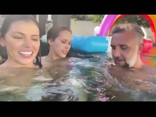 POST THUMB