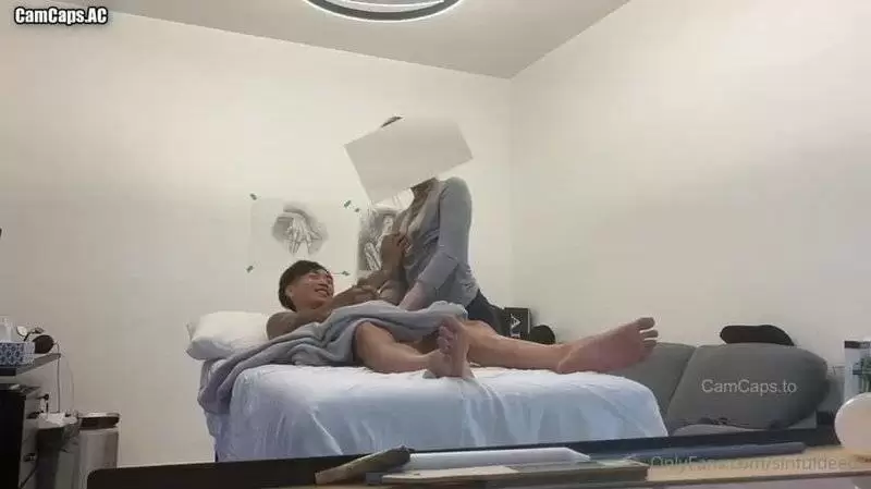 POST THUMB