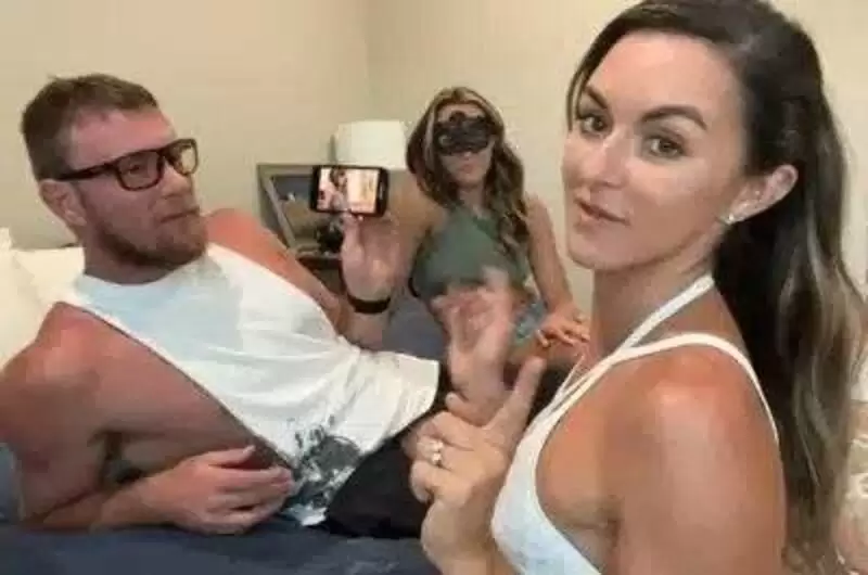 POST THUMB