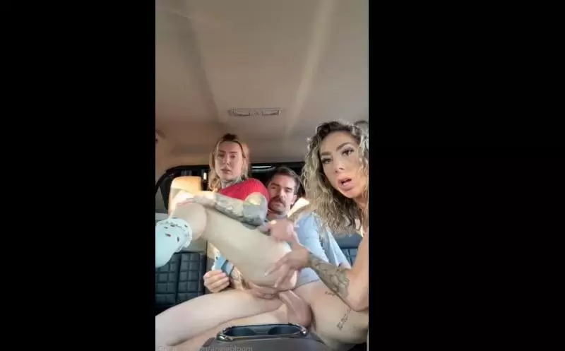 POST THUMB