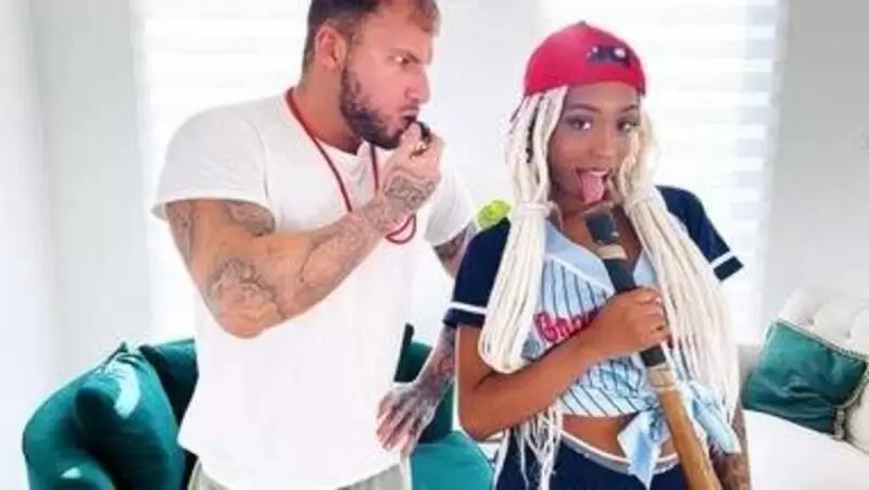 POST THUMB