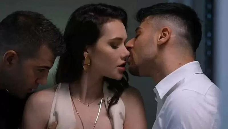 POST THUMB