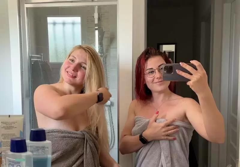POST THUMB